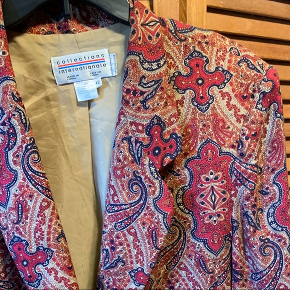 Vintage Collections Internationale Red, Navy Blue & Tan Paisley Designs - Picture 6 of 12